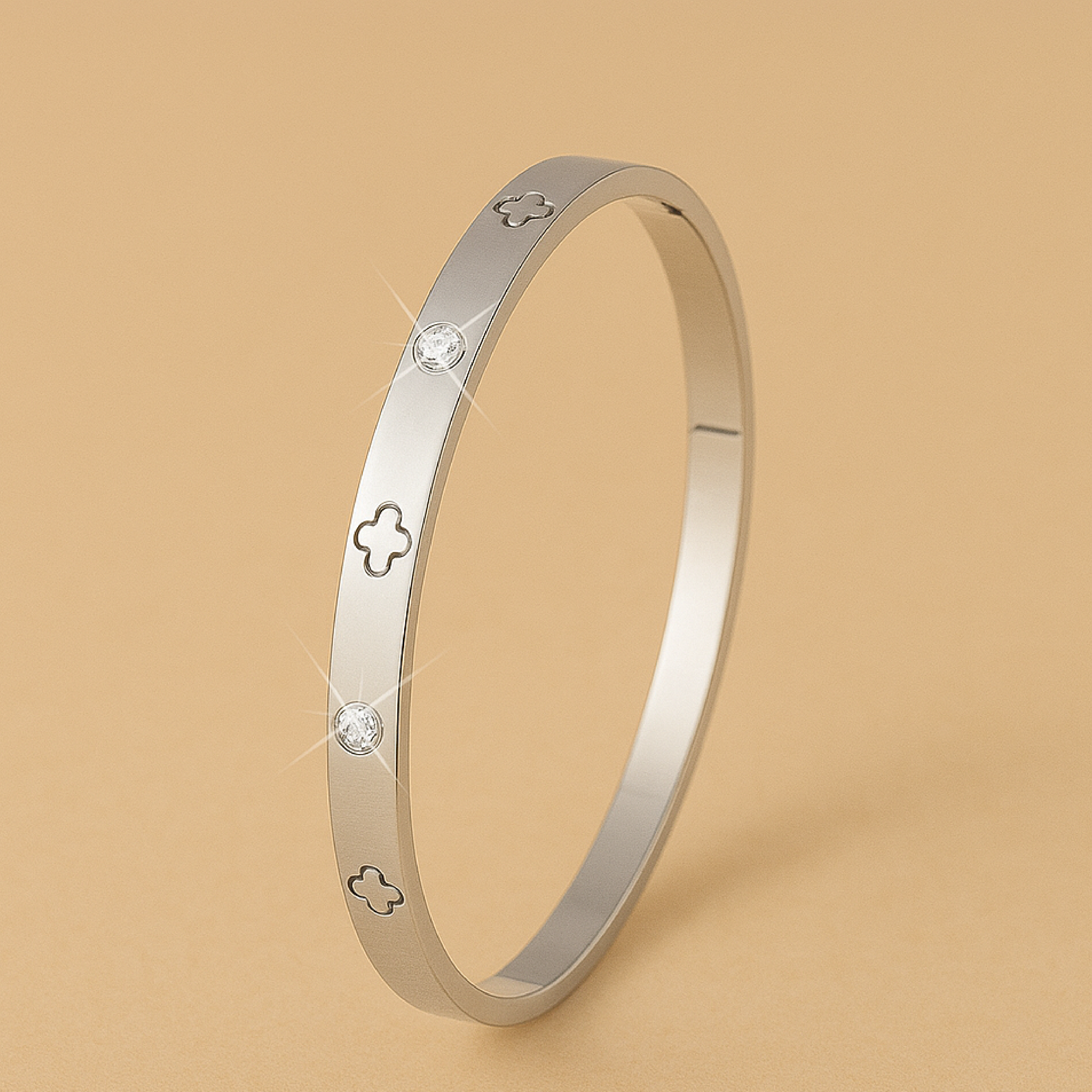 Allegra Ventorini Bangle in Gold